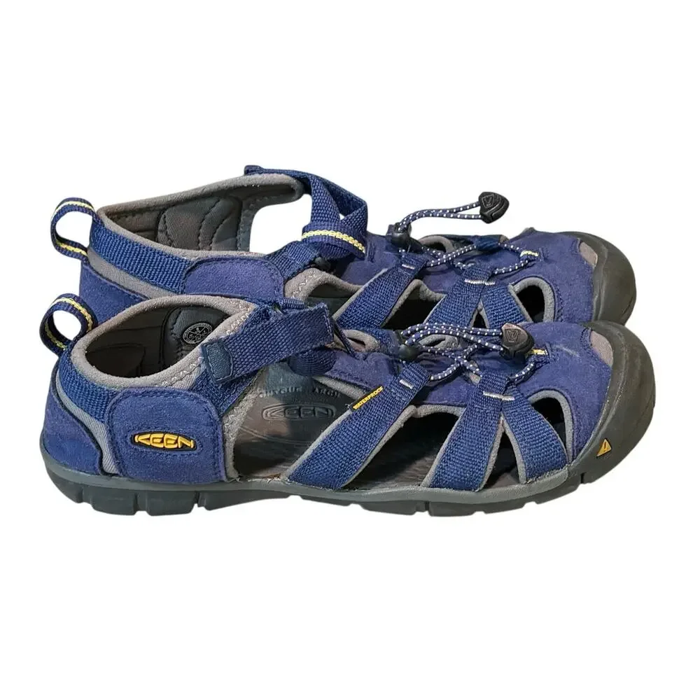KEEN Boys Children's Newport H2 Outdoor Water Hiking Outdoors Sandals Size